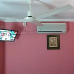 El Patio Πανσιόν
